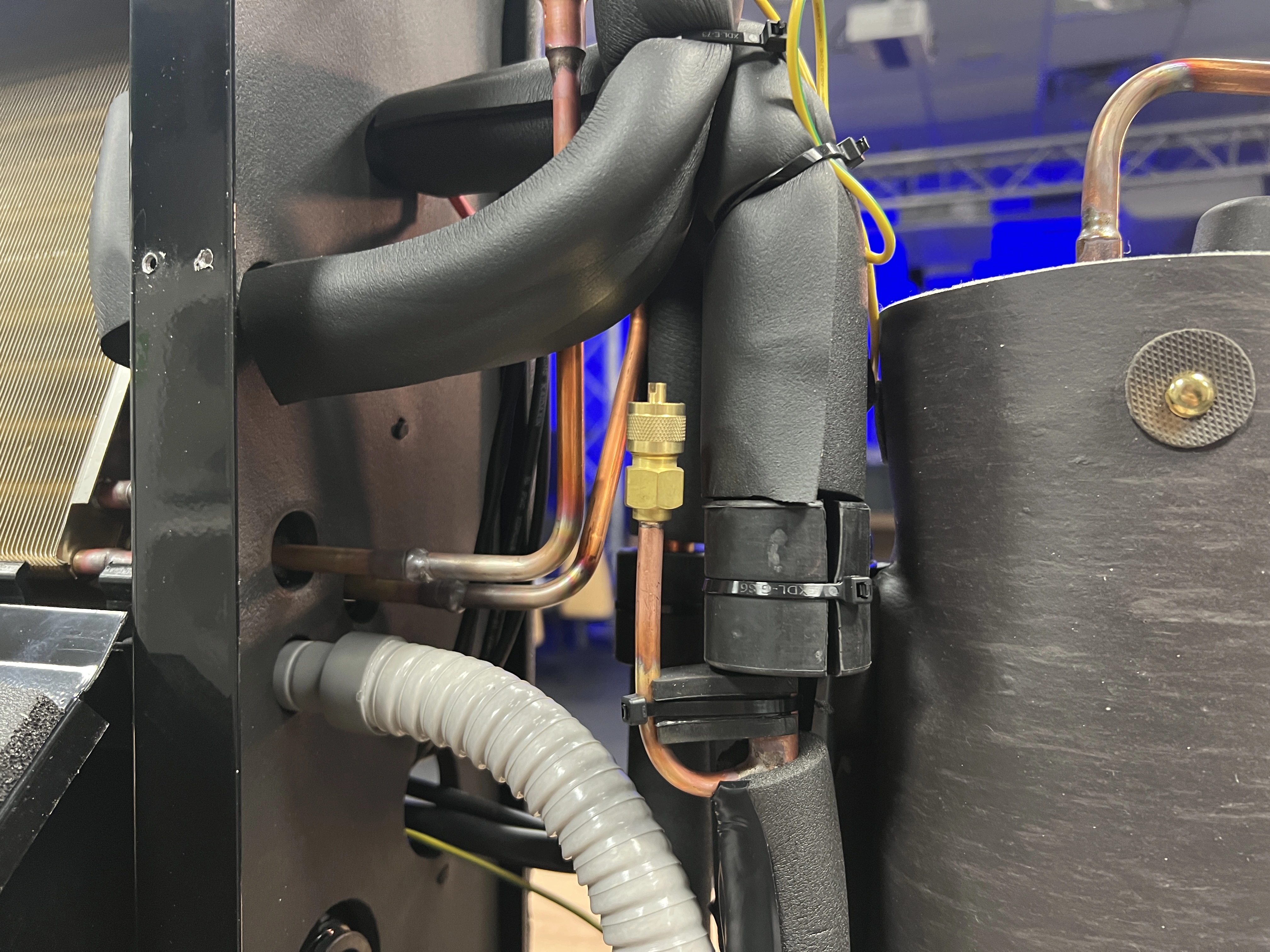 Desecador canalizado para piscinas Mycond MSHAC, protecci&oacute;n contra condensaci&oacute;n