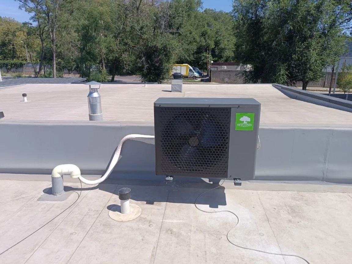 Instalación de casas rurales con bombas de calor Mycond Split serie BeeHeat