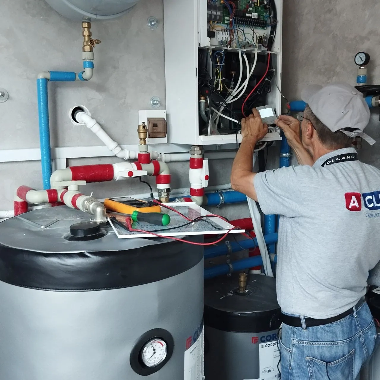 Vivienda unifamiliar con bombas de calor Mycond Split serie BeeHeat