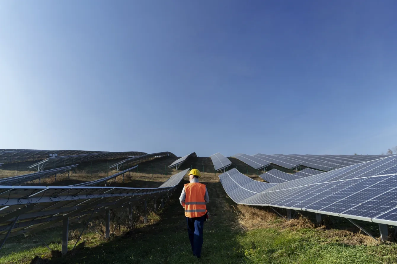 Previsión detallada del desarrollo de la energía solar en Europa para 2024-2027